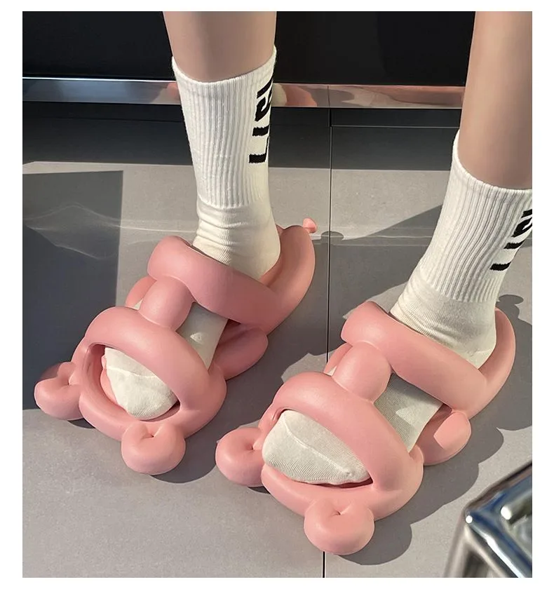 Bubslide™ Balloon Bear Bubble Slippers - Image 5