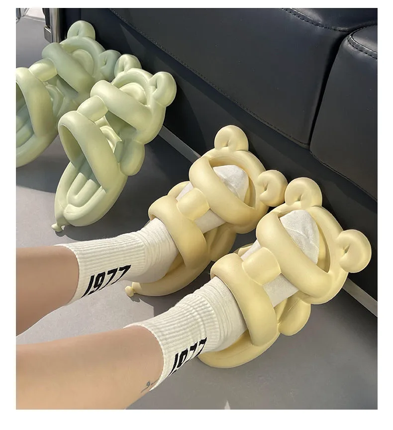 Bubslide™ Balloon Bear Bubble Slippers - Image 4