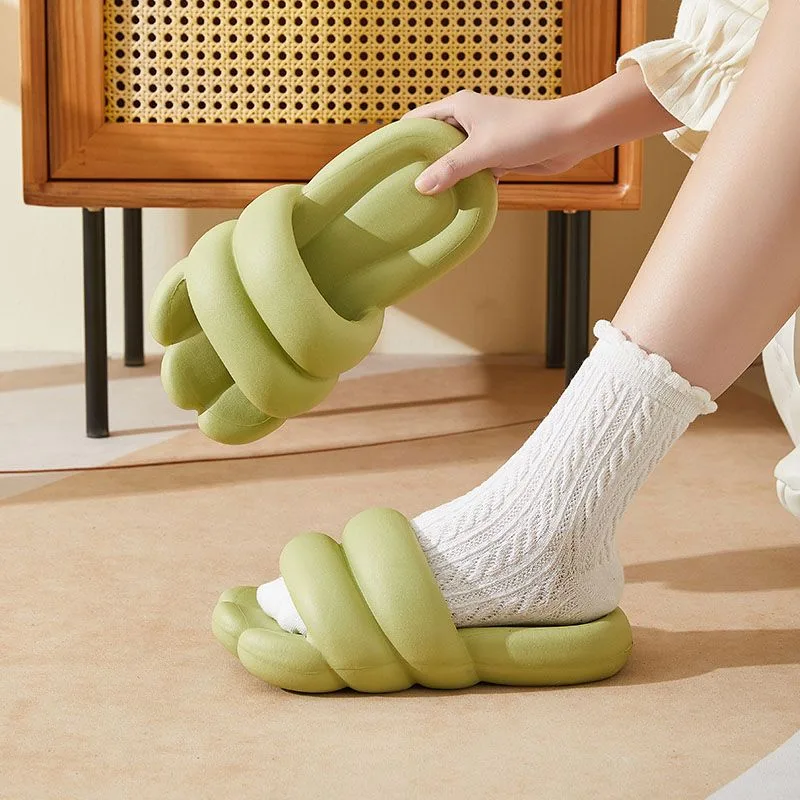 Bubslide™ Wacky Bigfoot Bubble Slippers - Image 9
