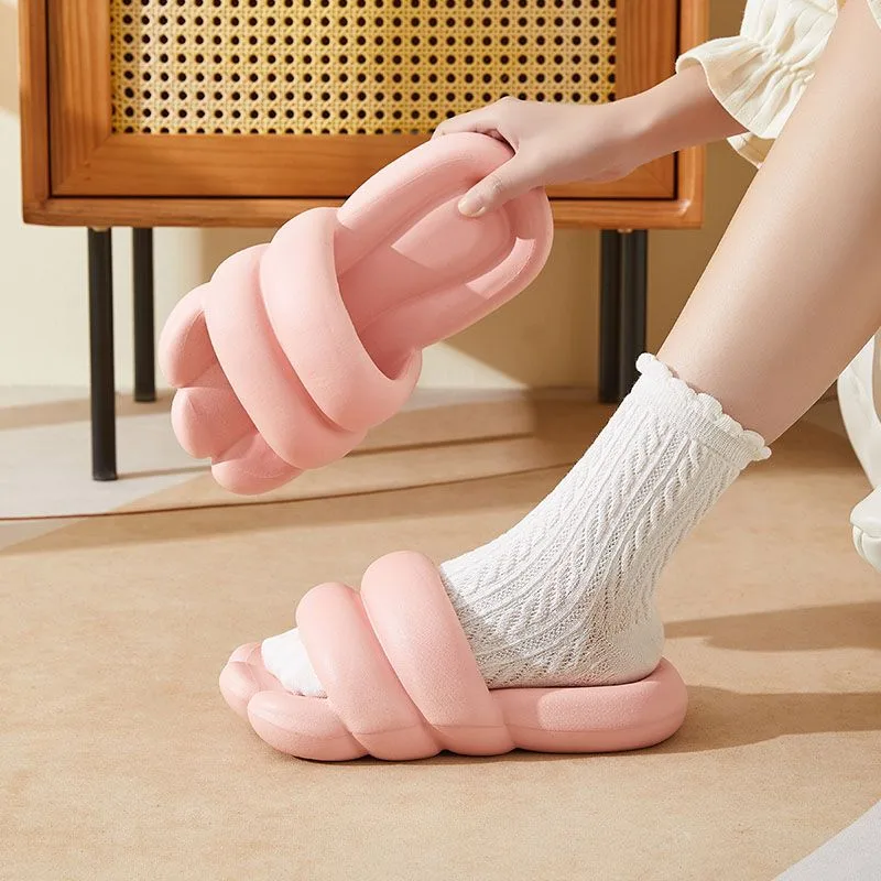 Bubslide™ Wacky Bigfoot Bubble Slippers - Image 11