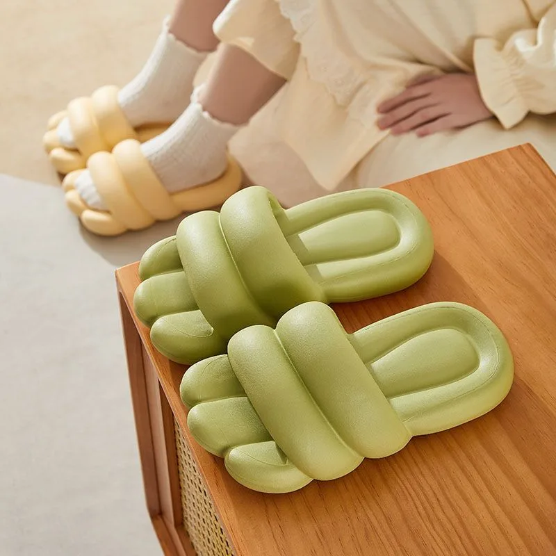 Bubslide™ Wacky Bigfoot Bubble Slippers - Image 4