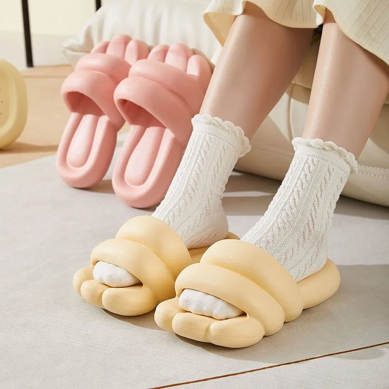 Bubslide™ Wacky Bigfoot Bubble Slippers - Image 5